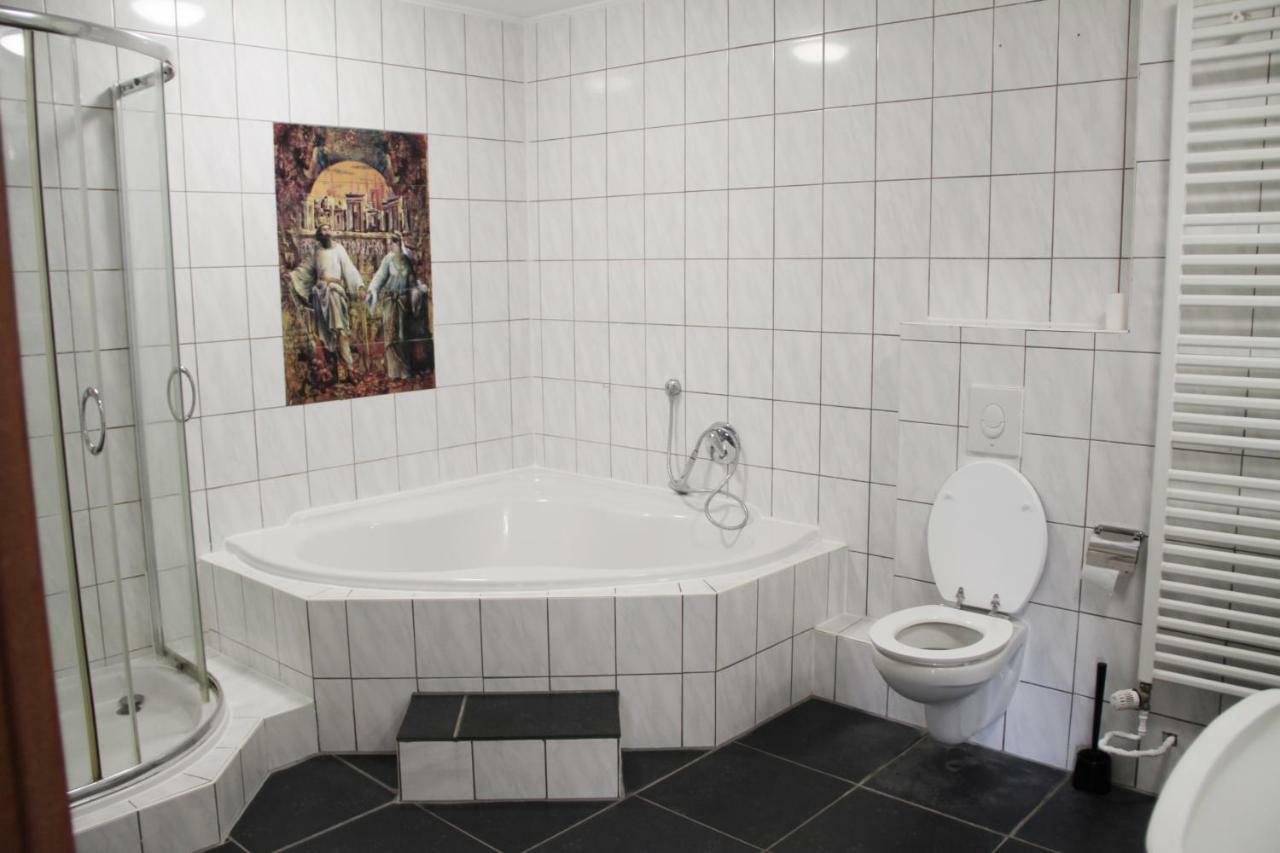 Monteurwohnung Satzvey מכרניך מראה חיצוני תמונה